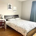 Warm Apartment Near Subway
